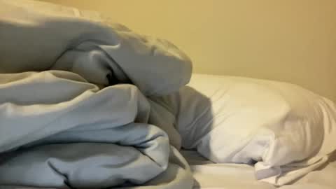 Snapshot of danerm5 chatting on 01.10.25 Rosalia online show from 01.10.25