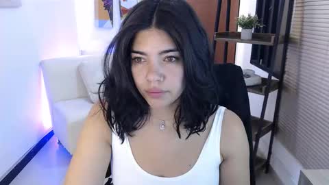 Veronica online show from 12.15.25