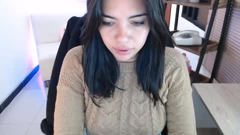 Veronica online show from 04.22.26
