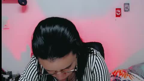 Snapshot of dani_jocelyn chatting on 01.09.25 dani y jocelyn online show from 01.09.25