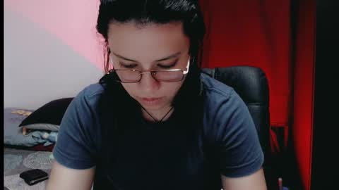 Snapshot of dani_jocelyn chatting on 01.23.25 dani y jocelyn online show from 01.23.25