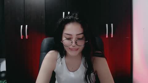 Snapshot of dani_jocelyn chatting on 02.06.25 dani y jocelyn online show from 02.06.25