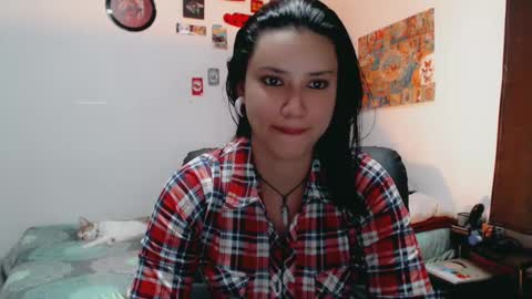 Snapshot of dani_jocelyn chatting on 03.02.25 dani y jocelyn online show from 03.02.25