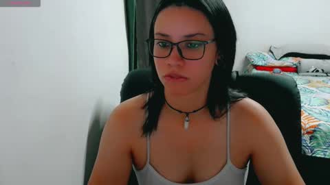 Snapshot of dani_jocelyn chatting on 09.21.25 dani y jocelyn online show from 09.21.25
