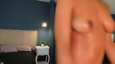 Dania  online show from 06.17.26