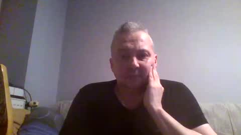 Snapshot of daniel0028 chatting on 04.17.26 dan online show from 04.17.26