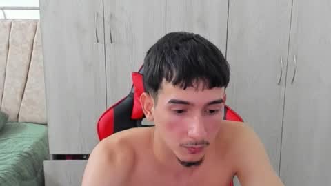 Snapshot of daniel_443 chatting on 10.02.25 DANIEL online show from 10.02.25