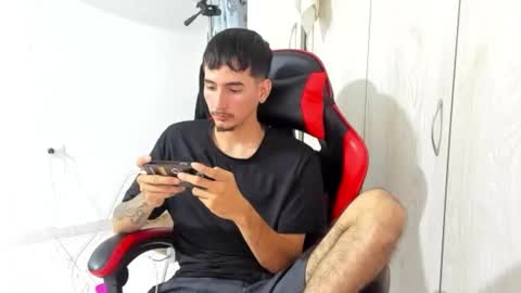 Snapshot of daniel_443 chatting on 03.08.26 DANIEL online show from 03.08.26