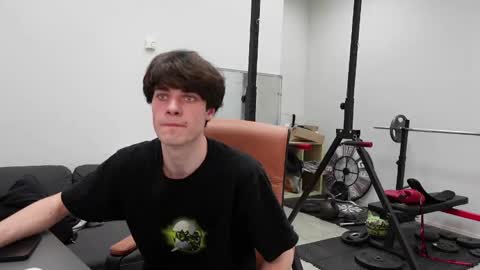 Snapshot of daniel_shawn chatting on 01.11.26 DANIEL SHAWN online show from 01.11.26