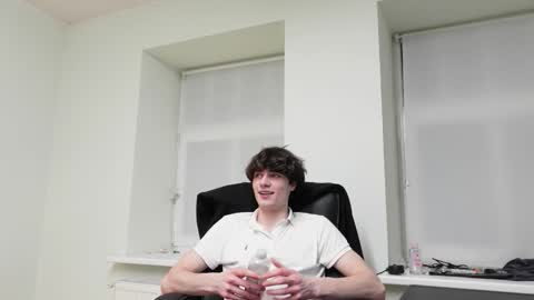 Snapshot of daniel_shawn chatting on 02.13.26 DANIEL SHAWN online show from 02.13.26