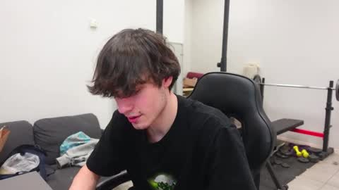 Snapshot of daniel_shawn chatting on 02.18.26 DANIEL SHAWN online show from 02.18.26