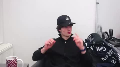 Snapshot of daniel_shawn chatting on 02.21.26 DANIEL SHAWN online show from 02.21.26