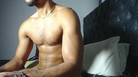 Snapshot of daniel_sherlock chatting on 02.25.25 Daniel Sherlock online show from 02.25.25