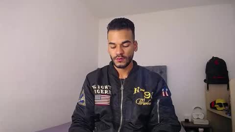 Snapshot of daniel_sherlock chatting on 12.02.25 Daniel Sherlock online show from 12.02.25