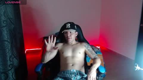 Snapshot of daniel_vargas5 chatting on 02.11.25 Daniel online show from 02.11.25