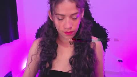 daniela_rivasthl online show from 04.25.26