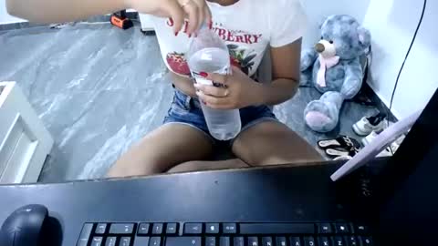 danielaa_foxx online show from 06.30.26