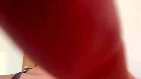 danielaeli online show from 10.04.25