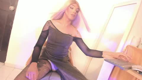 danielamay00 online show from 06.28.26
