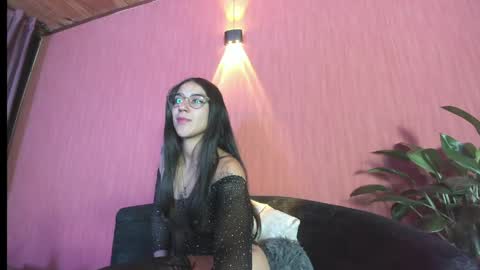 danielamonroe online show from 04.25.26