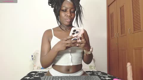 Snapshot of danielamorgan chatting on 12.01.24 Danielamorgan online show from 12.01.24