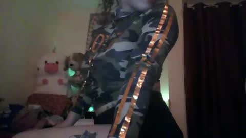 Snapshot of danielatrans662135 chatting on 01.19.25 DANIELA online show from 01.19.25