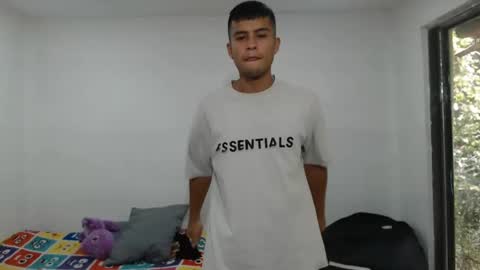 danielitopapii online show from 02.12.25