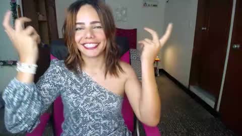 Angie online show from 12.04.24