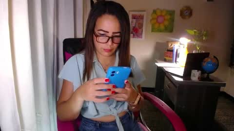 Angie online show from 06.08.26