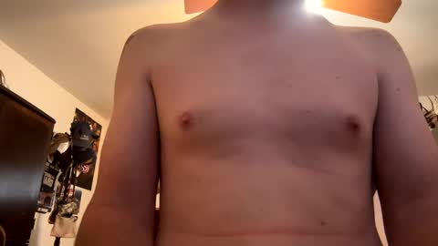 Snapshot of danielp_mod_cb chatting on 01.08.25 Daniel y. online show from 01.08.25