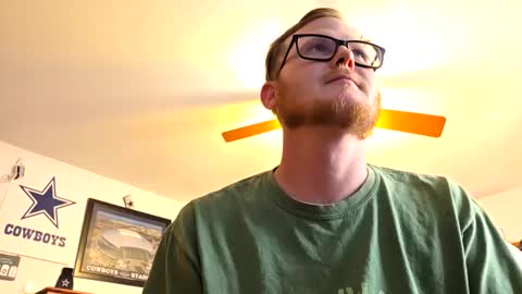 Snapshot of danielp_mod_cb chatting on 10.03.25 Daniel y. online show from 10.03.25