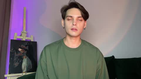 danieltuckerr online show from 10.30.25