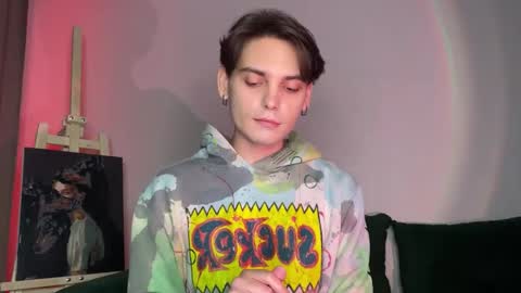 danieltuckerr online show from 11.04.25