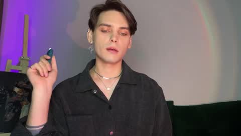 danieltuckerr online show from 11.09.25