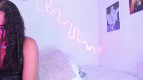 Snapshot of danii_jimenez chatting on 02.27.25 Daniela online show from 02.27.25