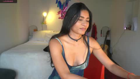 Snapshot of daniisla chatting on 02.13.25 danalle .. online show from 02.13.25