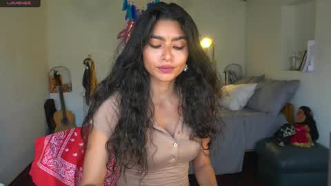 Snapshot of daniisla chatting on 09.30.25 danalle .. online show from 09.30.25