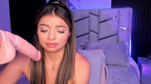 Dani Phonenix online show from 01.24.25