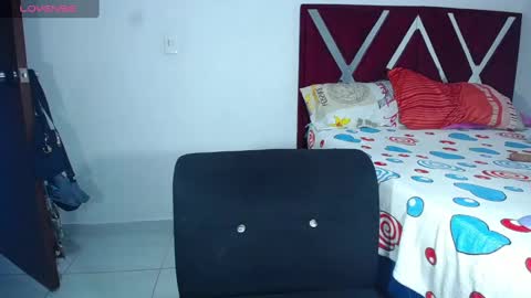 danisabrownn online show from 02.14.25