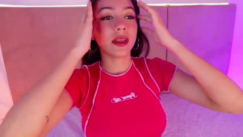 danisarzosa online show from 03.17.26