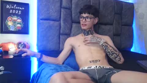 Snapshot of dann_brown chatting on 01.16.25 Dann Brown online show from 01.16.25