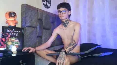 Snapshot of dann_brown chatting on 02.18.25 Dann Brown online show from 02.18.25