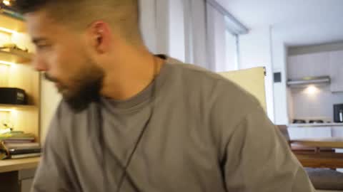 Dann saenz online show from 11.10.25