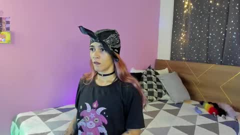 Snapshot of danna__castle chatting on 02.18.25 Dannacastle online show from 02.18.25