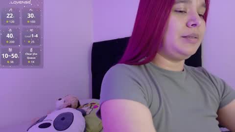 Snapshot of danna_luu chatting on 05.19.26 Danna online show from 05.19.26