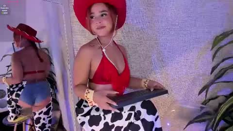 Snapshot of danna_ortega_ chatting on 06.22.26 Danna Ortega online show from 06.22.26