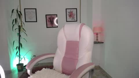 Danna online show from 04.29.26
