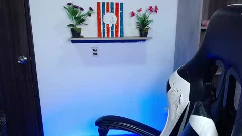 Danna online show from 10.14.25