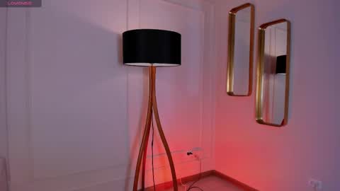 Danna Cruz  online show from 02.25.25