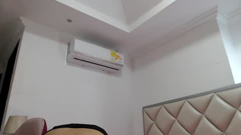 Snapshot of dannadoll69 chatting on 01.20.25 Dannamunoz130 online show from 01.20.25